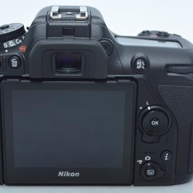 D7500 ボディ