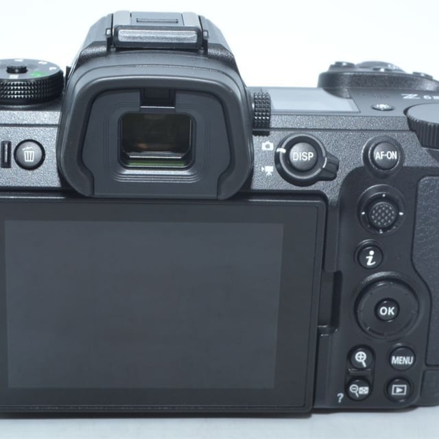 Z6III ボディ
