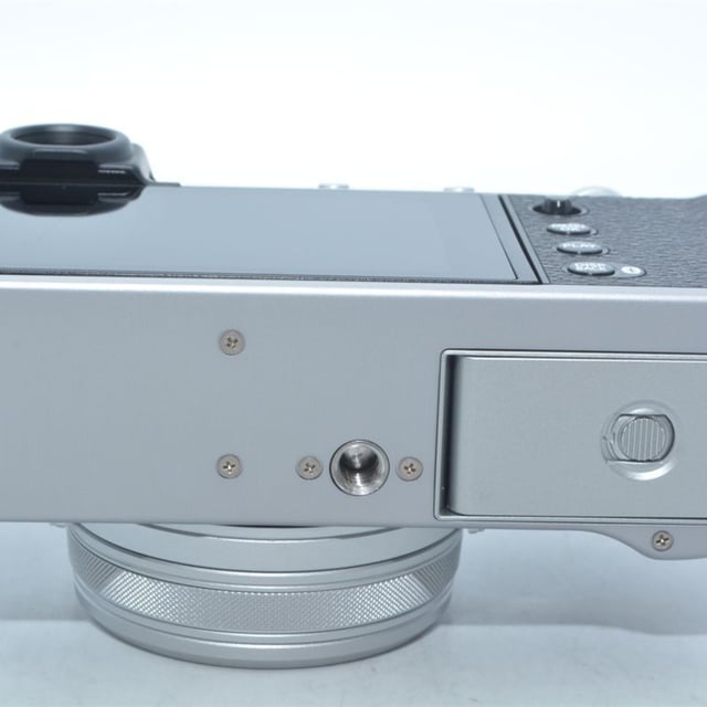 X100VI "シルバー"