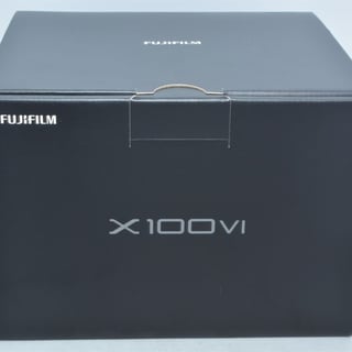 富士フイルム X100VI "シルバー"