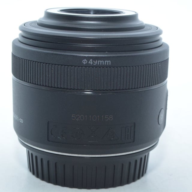 EF-S35mm F2.8 マクロ IS STM