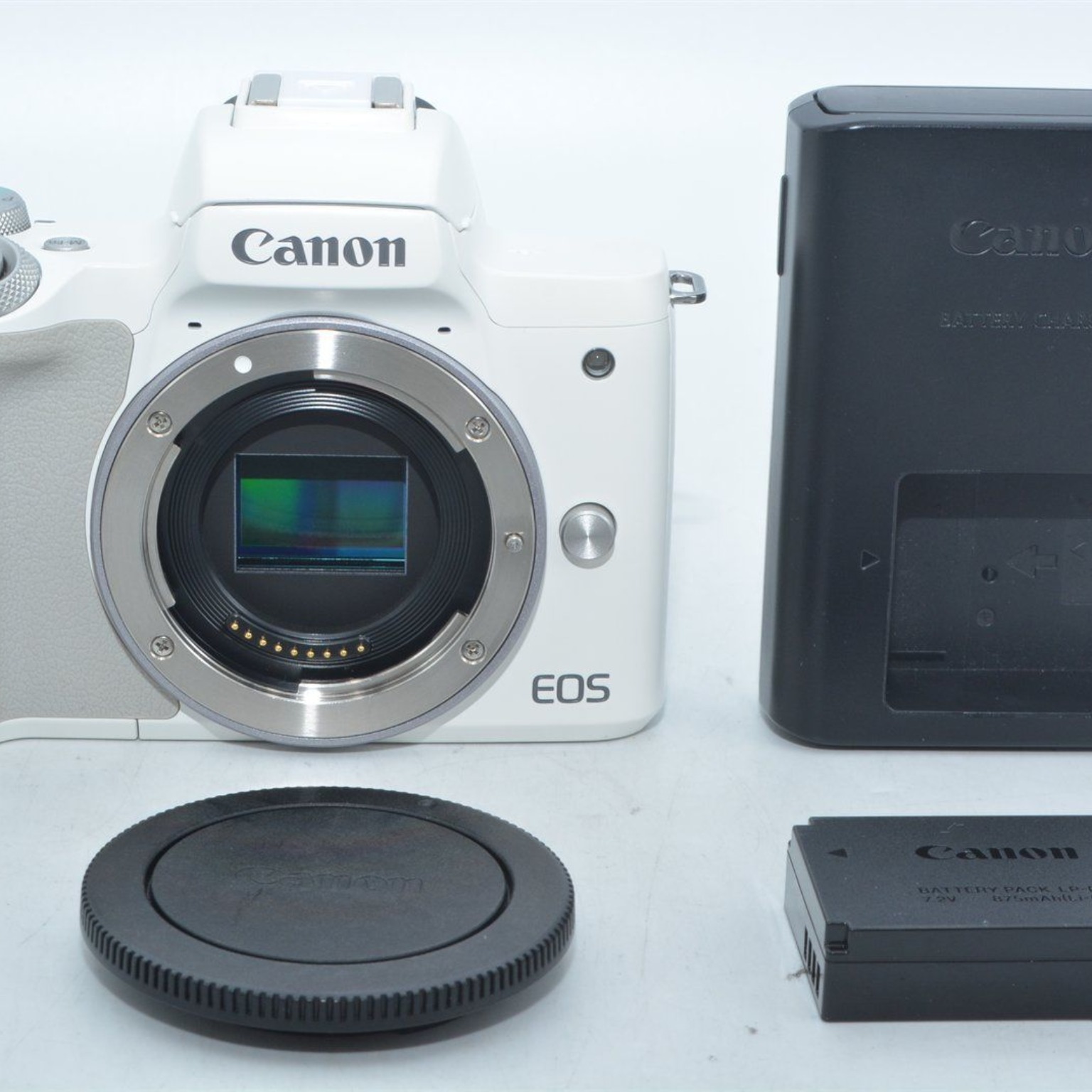 Canon EOS Kiss M2 ボディ 