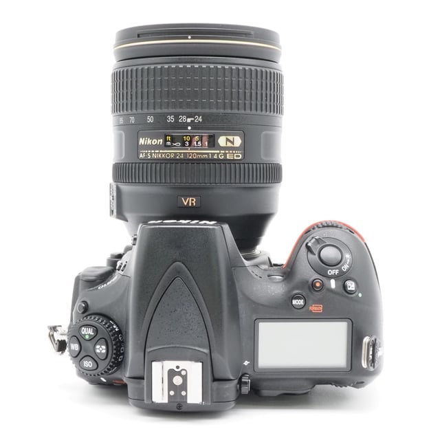 D810 24-85 VR レンズキット "ブラック"