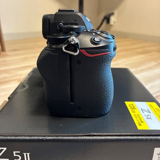 Z5II ボディ