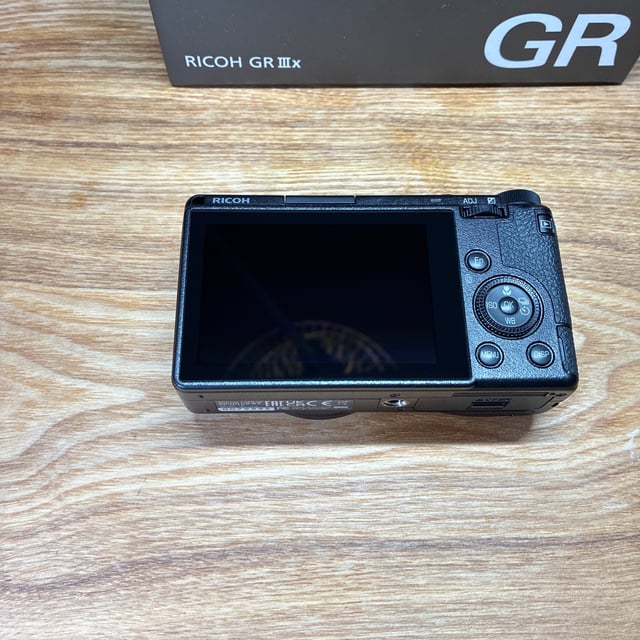 GR IIIx(GR3X) "ブラック"