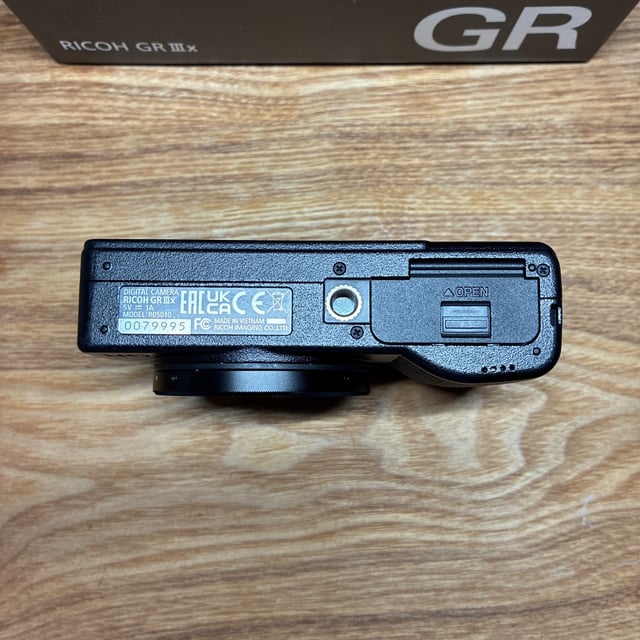 GR IIIx(GR3X) "ブラック"