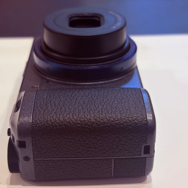 GR IIIx(GR3X) Urban Edition "メタリックグレー"