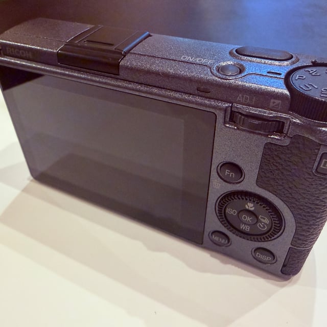 GR IIIx(GR3X) Urban Edition "メタリックグレー"