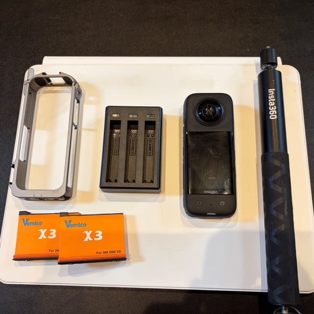 Insta360 X3