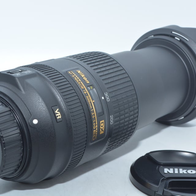 AF-S DX NIKKOR 18-300mm f/3.5-5.6G ED VR