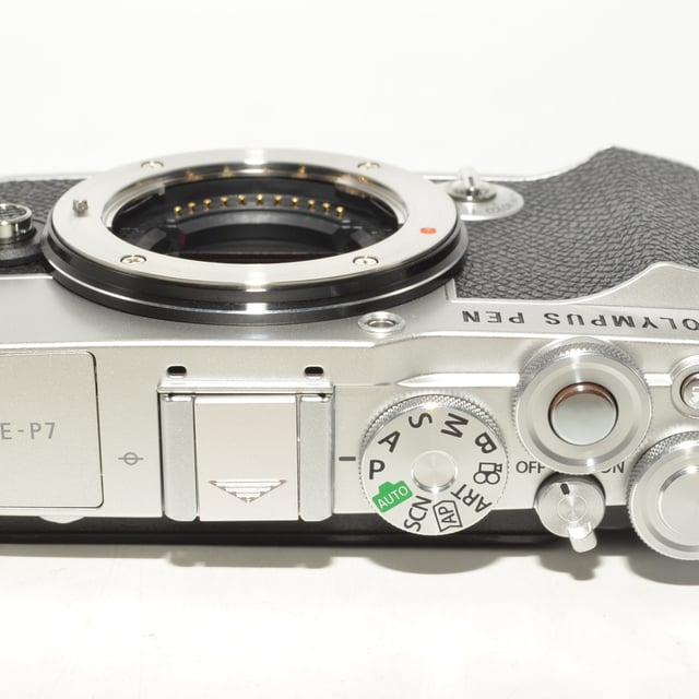 OLYMPUS PEN E-P7 ボディ "シルバー"