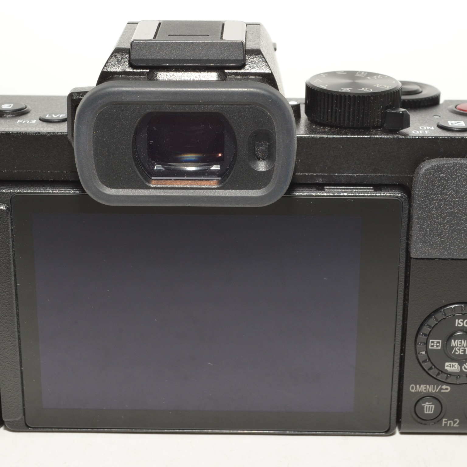 【美品値下げ】LUMIX G100D V トライポッドグリップ付 vlogカメラ パナソニック LUMIX G100D(DC-G100DV) トライポッドグリップキットの