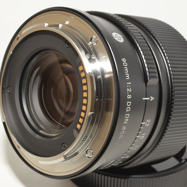 90mm F2.8 DG DN ライカL用