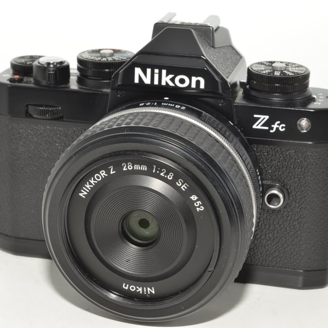 Zfc 28mm f/2.8 Special Edition キット "ブラック"