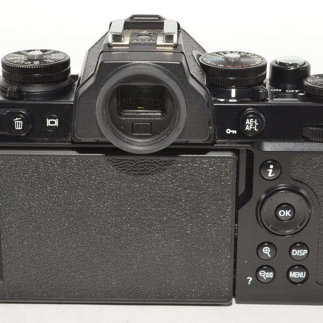 Zfc 28mm f/2.8 Special Edition キット "ブラック"