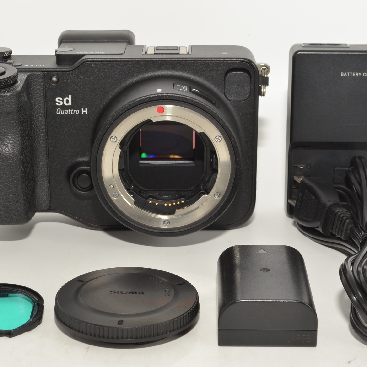 シグマ SIGMA sd Quattro H ボディの中古 (美品)・¥195,800 by HIKARI