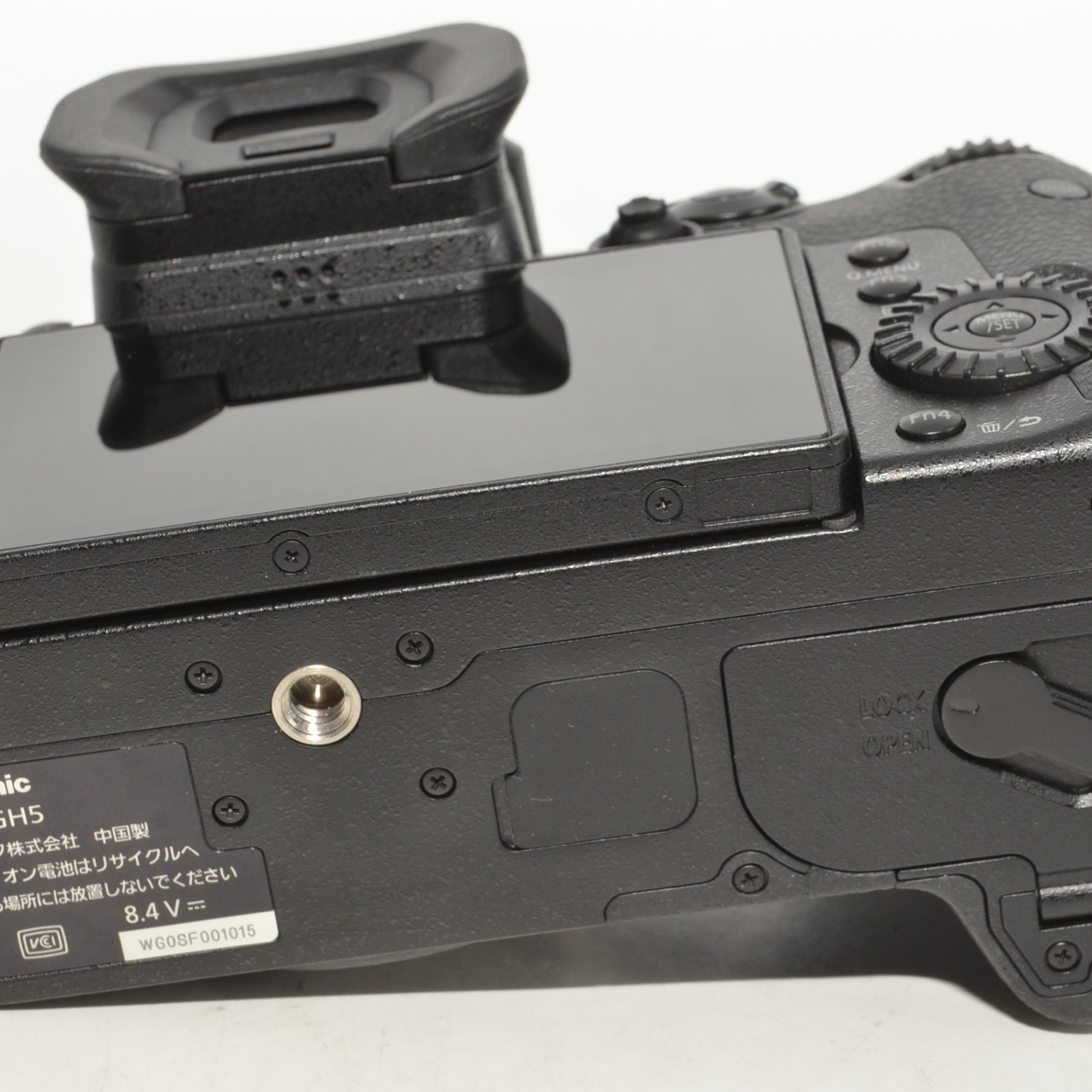 パナソニック LUMIX GH5(DC-GH5) ボディの中古 (美品)・¥63,800