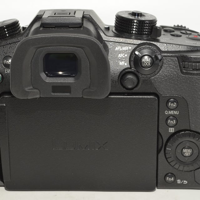 LUMIX GH5(DC-GH5) ボディ