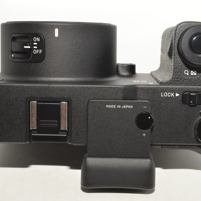 SIGMA sd Quattro ボディ