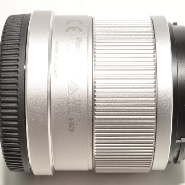 LUMIX G 42.5mm/F1.7 ASPH./POWER O.I.S. "シルバー"