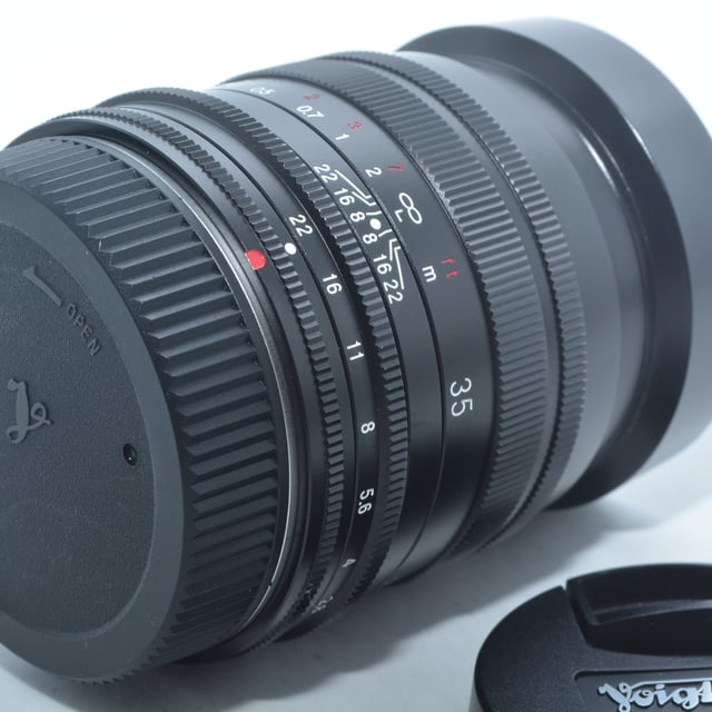 フォクトレンダー MACRO APO-ULTRON 35mm F2 X-mount