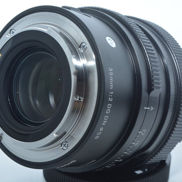 35mm F2 DG DN ソニーE用