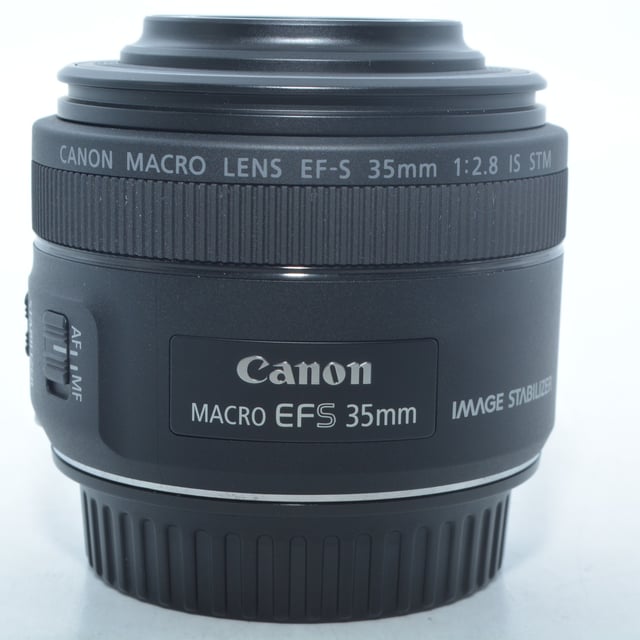 EF-S35mm F2.8 マクロ IS STM