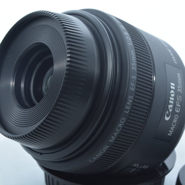 EF-S35mm F2.8 マクロ IS STM