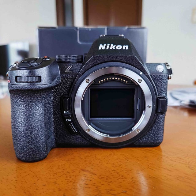 Z5II ボディ