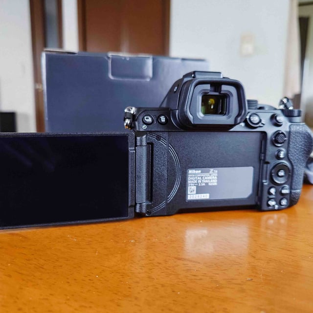 Z5II ボディ