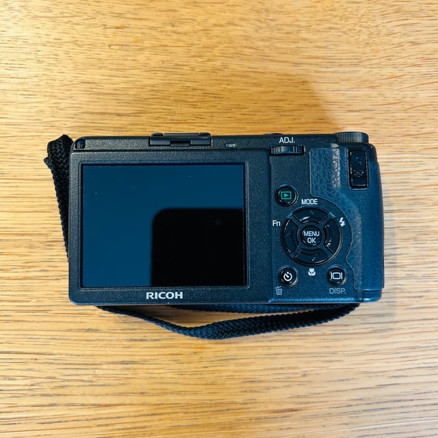 GR DIGITAL II