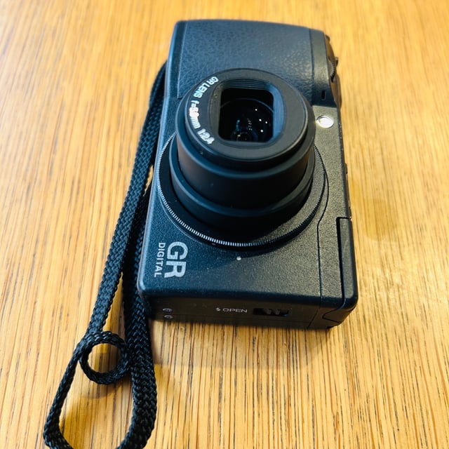 GR DIGITAL II