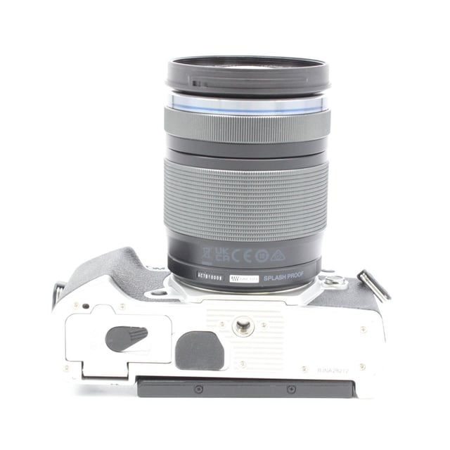 OM-5 14-150mm II レンズキット "シルバー"