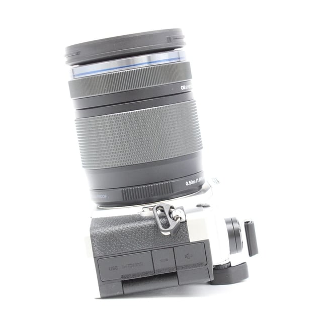 OM-5 14-150mm II レンズキット "シルバー"