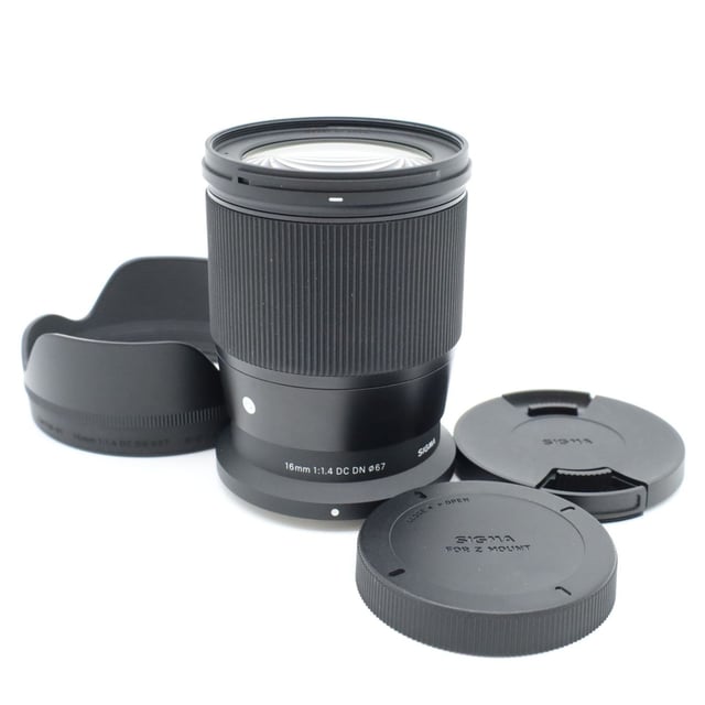 16mm F1.4 DC DN
