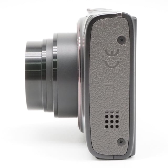 IXY 650 m "ブラック"