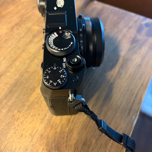 X100VI "ブラック"