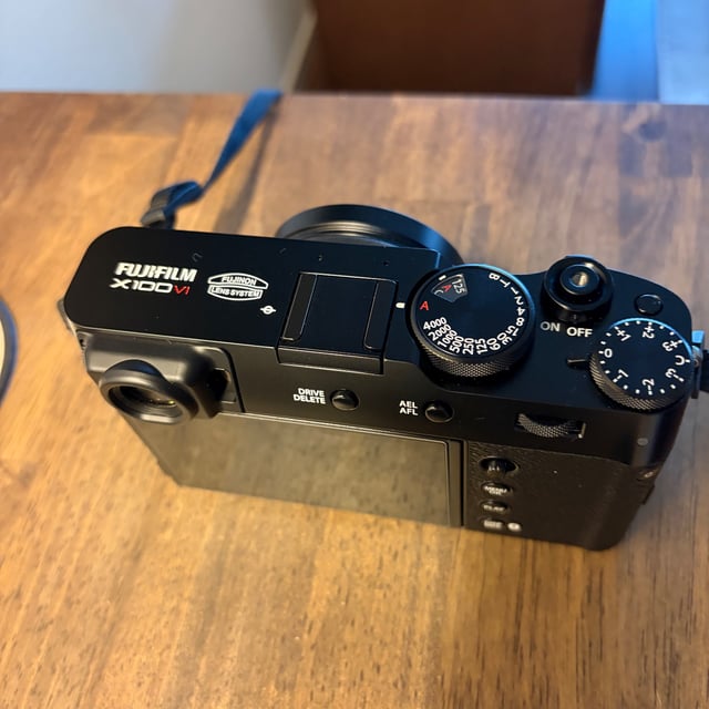 X100VI "ブラック"