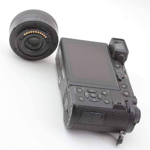 LUMIX GX7 Mark III(DC-GX7MK3K) 標準ズームレンズキット "ブラック"