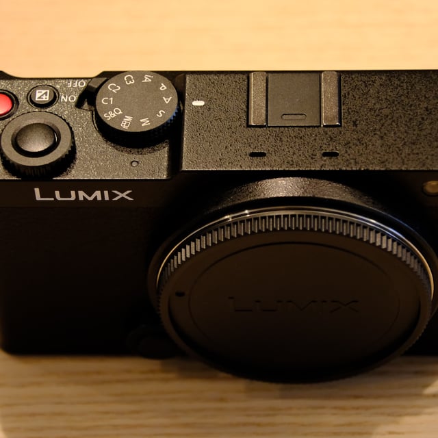 LUMIX S9(DC-S9N) 広角ズームレンズキット "ジェットブラック"