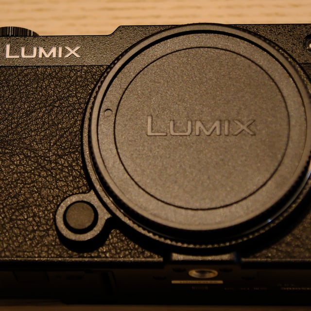 LUMIX S9(DC-S9N) 広角ズームレンズキット "ジェットブラック"
