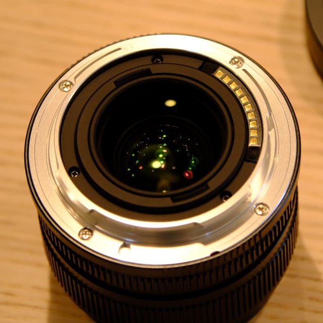 LUMIX S9(DC-S9N) 広角ズームレンズキット "ジェットブラック"
