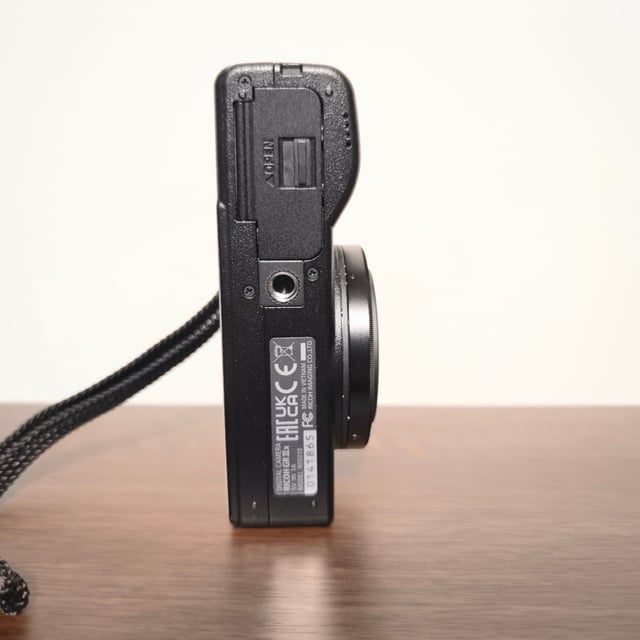 GR IIIx(GR3X) "ブラック"