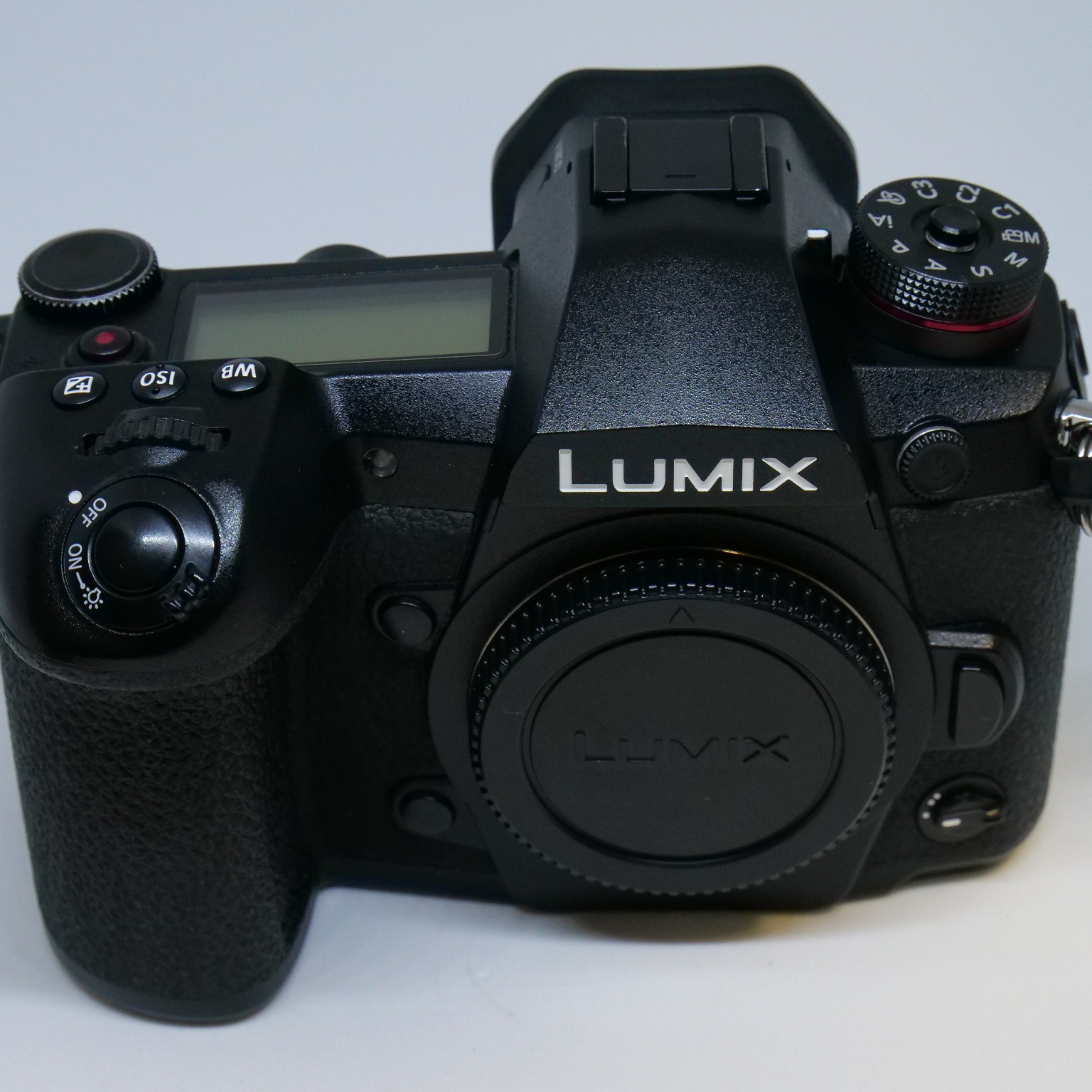 パナソニック LUMIX G9(DC-G9) ボディの中古 (良品)・¥52,800