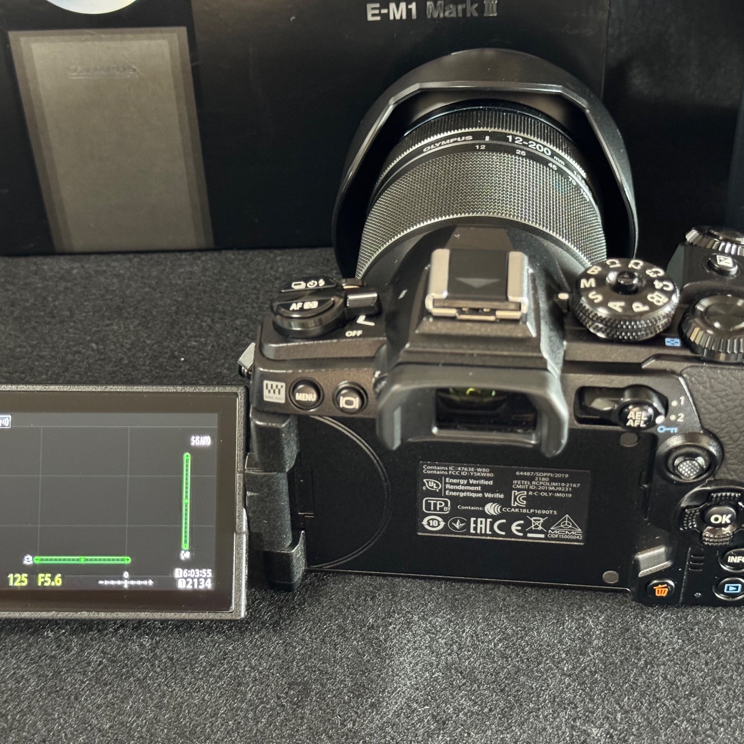 OM SYSTEM OM-D E-M1 Mark III ボディの中古 (美品)・¥100,000