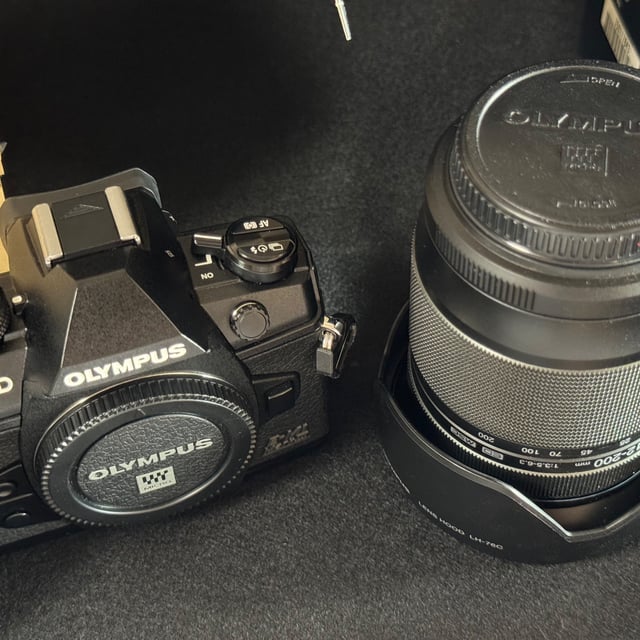 M.ZUIKO DIGITAL ED 12-200mm F3.5-6.3