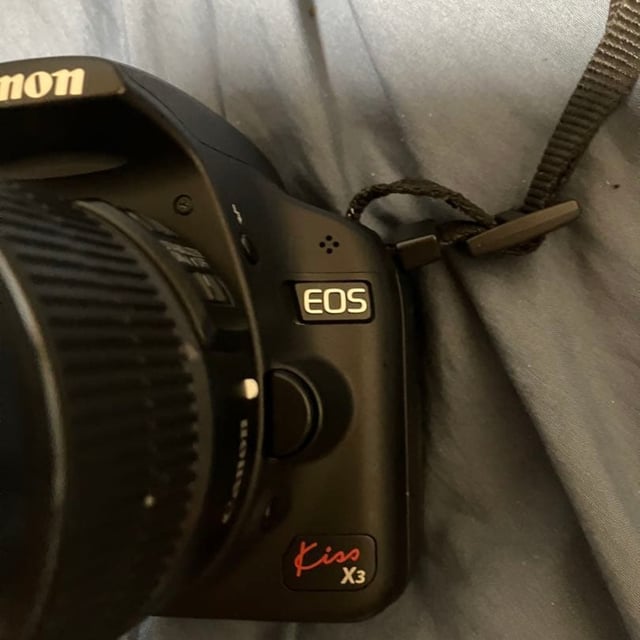 EOS Kiss X3 ボディ