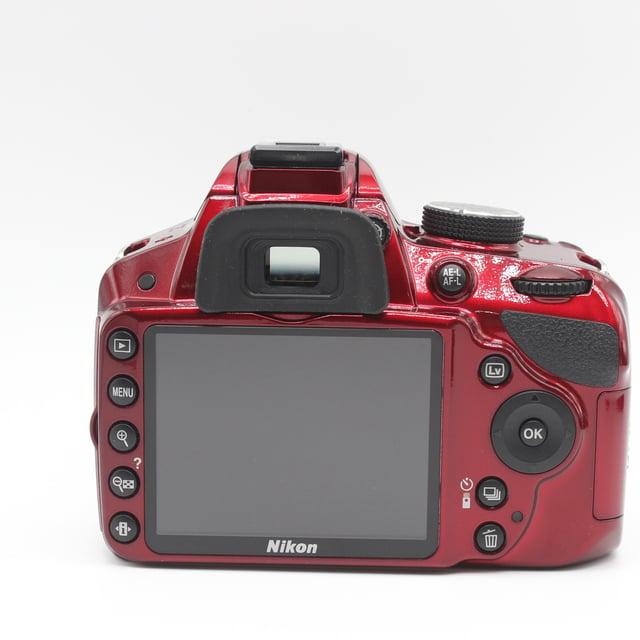 D3200 18-55 VR レンズキット "レッド"