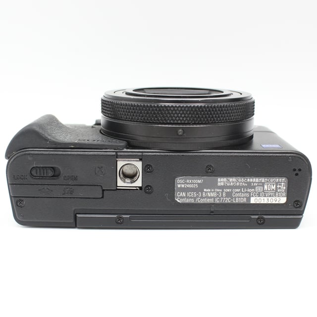 サイバーショット RX100 VII(DSC-RX100M7)