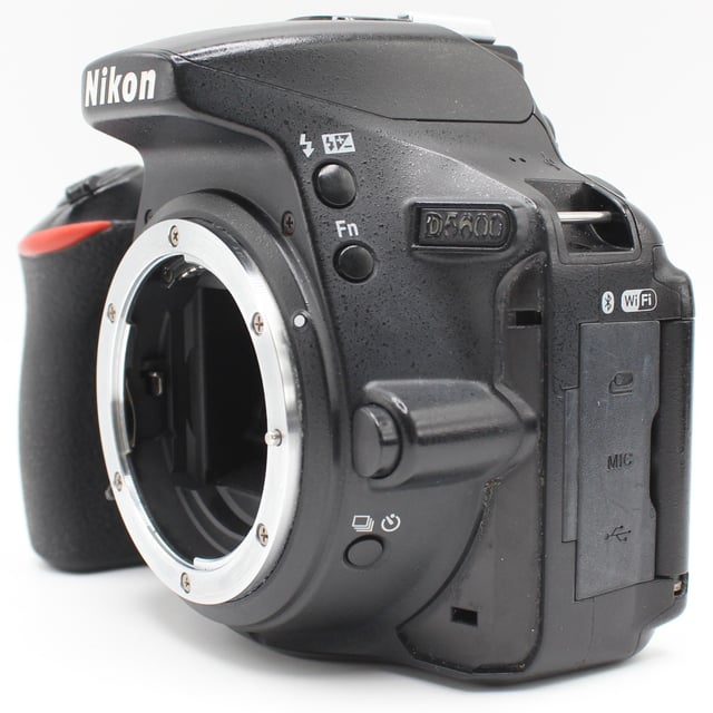 D5600 18-55 VR レンズキット
